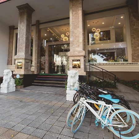 Regina Boutique Hotel Danang Exterior photo