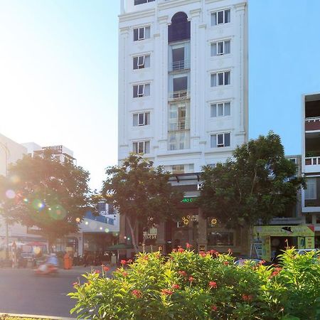 Regina Boutique Hotel Danang Exterior photo